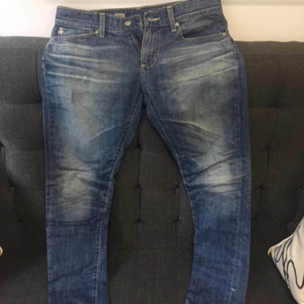 Relaxed Skinny Jeans